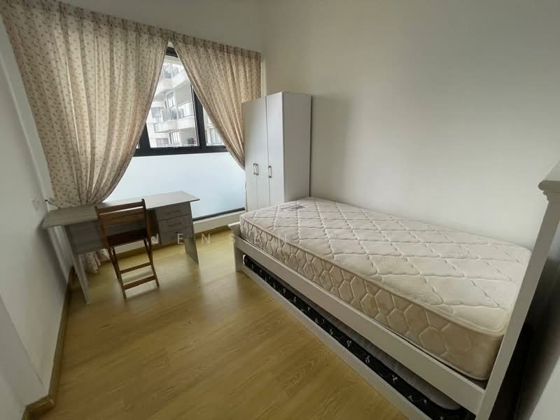 Kondominium untuk Disewa di Royal Strand @ Country Garden Danga Bay - Jensen Goh - Bedroom - PropertyGuru.com.my
