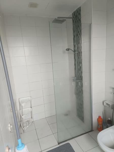 Servis Apartment untuk Disewa di Greenfield Regency - Daphne Lee - Bathroom - PropertyGuru.com.my