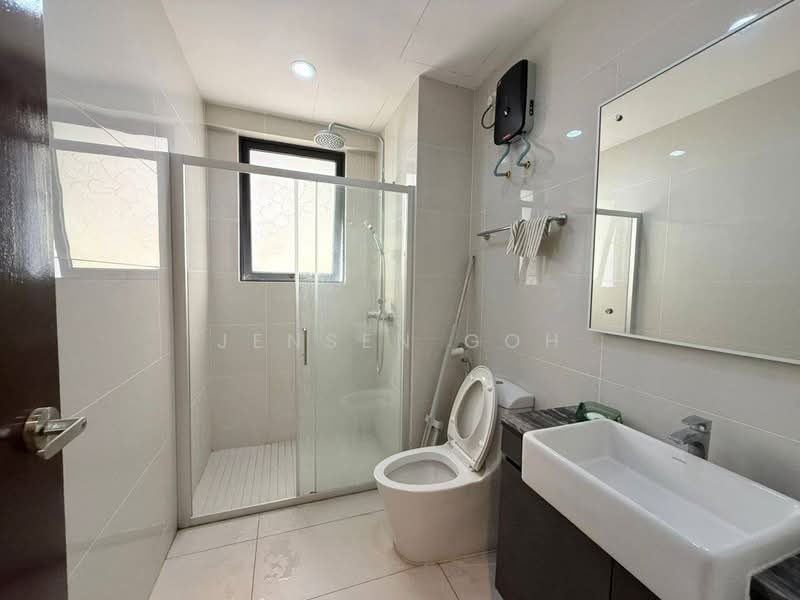 Kondominium untuk Dijual di Amberside @ Country Garden Danga Bay - Jensen Goh - Bathroom - PropertyGuru.com.my