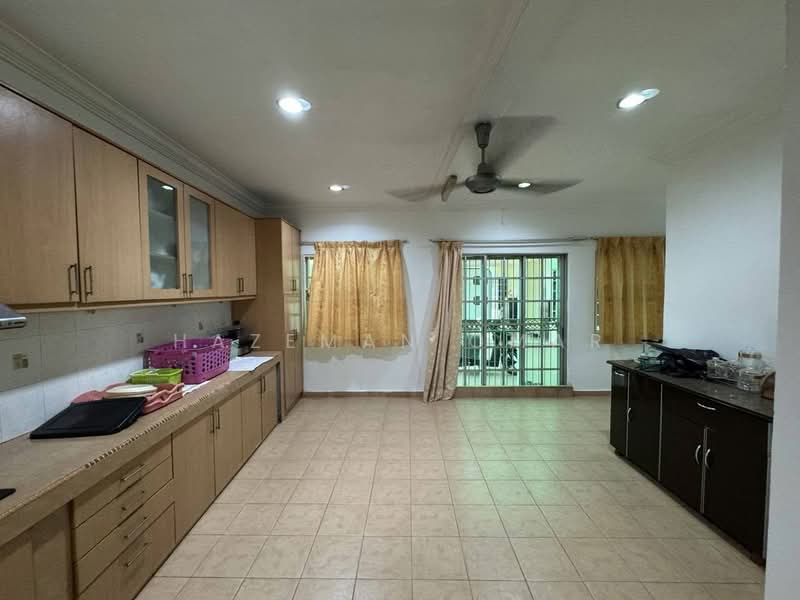 Rumah Teres 1 Tingkat untuk Dijual di Taman Desa Bukit Permata (Kapar) - Hazeman Omar - Kitchen - PropertyGuru.com.my