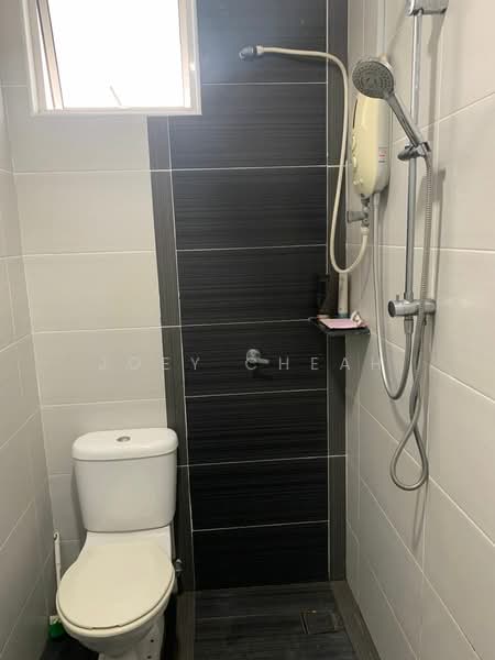 Condominium for Rent at The Oasis - Joey Cheah - Bathroom - PropertyGuru.com.my