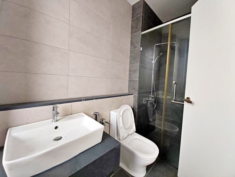 Rumah Teres 3 Tingkat untuk Dijual di Petaling Jaya (Selangor) - Ray Lee - Bathroom - PropertyGuru.com.my