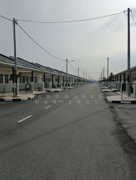 1-storey Terraced House for Sale in Lunas (Kedah) - Sanggaran Muniandy - Exterior - PropertyGuru.com.my