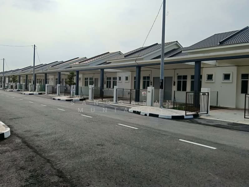 1-storey Terraced House for Sale in Lunas (Kedah) - Sanggaran Muniandy - Exterior - PropertyGuru.com.my