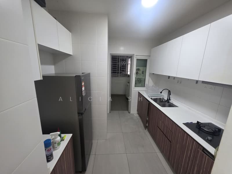 Service Residence for Sale at Seasons Amara Larkin - Alicia Shum - Kitchen - PropertyGuru.com.my
