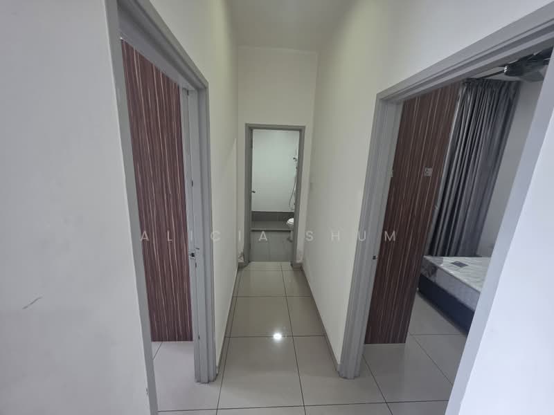 Service Residence for Sale at Seasons Amara Larkin - Alicia Shum - Corridor - PropertyGuru.com.my