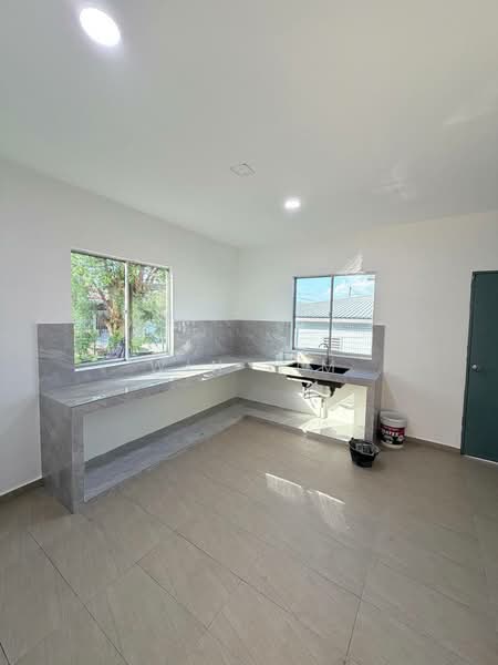 Rumah Teres 2 Tingkat untuk Dijual di Labis (Johor) - Win Lim - Kitchen - PropertyGuru.com.my