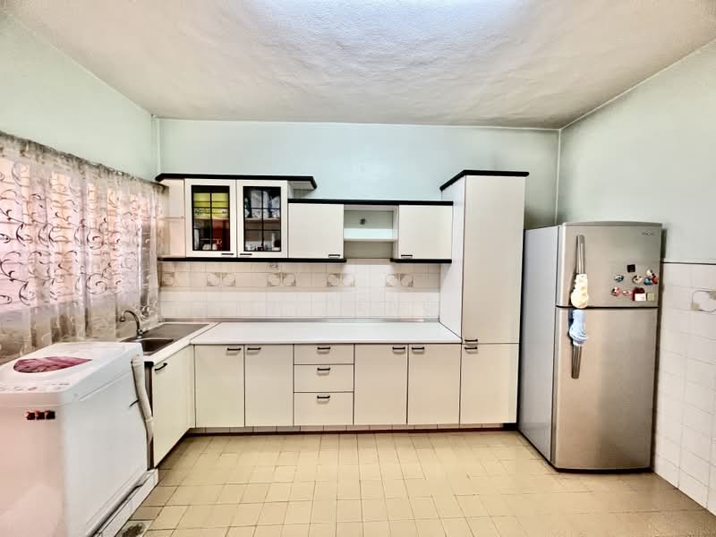 2-storey Terraced House for Sale in Taman Tun Dr Ismail (Kuala Lumpur) - Yin Peng . - Kitchen - PropertyGuru.com.my