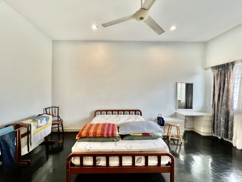 2-storey Terraced House for Sale in Taman Tun Dr Ismail (Kuala Lumpur) - Yin Peng . - Bedroom - PropertyGuru.com.my