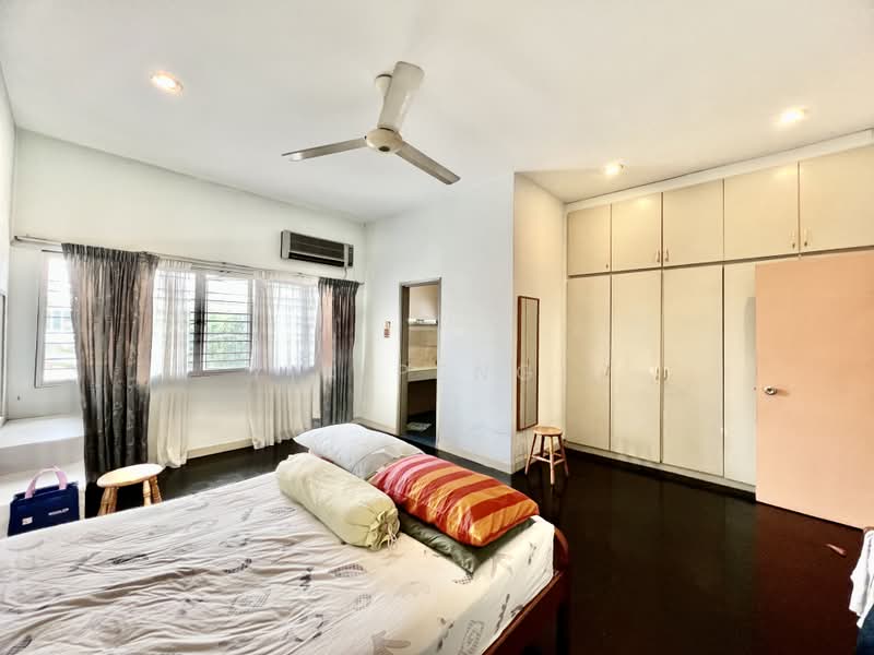 2-storey Terraced House for Sale in Taman Tun Dr Ismail (Kuala Lumpur) - Yin Peng . - Bedroom - PropertyGuru.com.my
