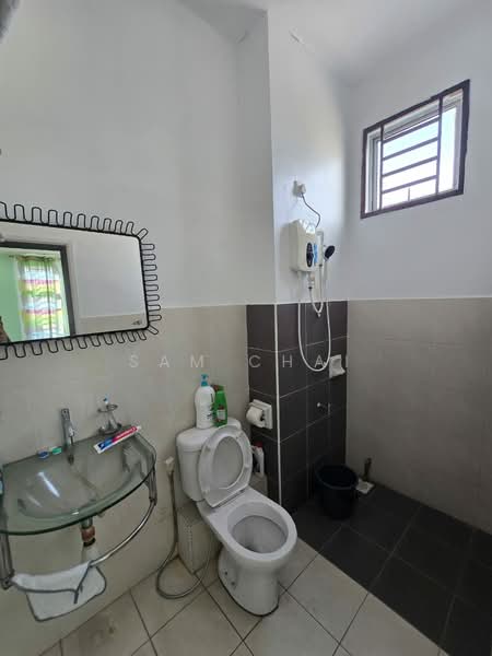 2-storey Terraced House for Sale in Taman Setia Indah (Tebrau) - Sam Chai - Bathroom - PropertyGuru.com.my