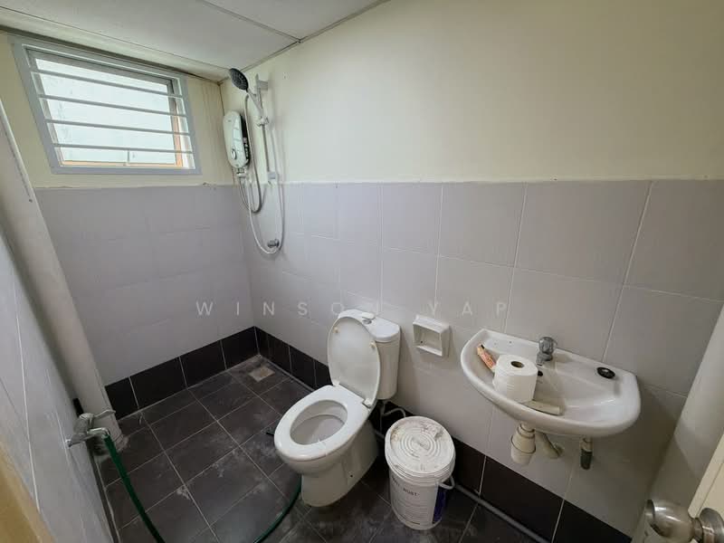Kedai / Pejabat untuk Disewa di Johor Bahru (Johor) - Winson Yap - Bathroom - PropertyGuru.com.my