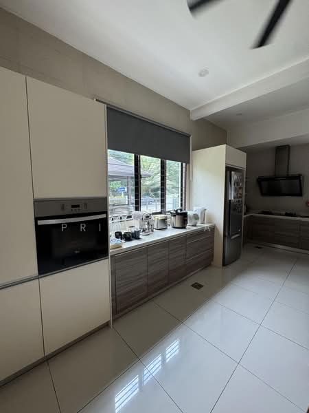 Rumah Teres 2.5 Tingkat untuk Dijual di Alam Impian (Shah Alam) - Priscilla David - Kitchen - PropertyGuru.com.my