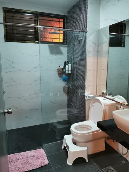 Rumah Teres 3 Tingkat untuk Dijual di Bandar Puteri Puchong (Puchong) - Junbin Low - Bathroom - PropertyGuru.com.my