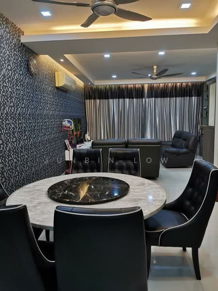 Rumah Teres 3 Tingkat untuk Dijual di Bandar Puteri Puchong (Puchong) - Junbin Low - Living Room - PropertyGuru.com.my