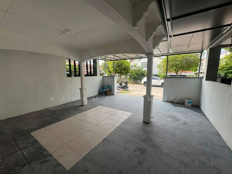 2-storey Terraced House for Sale in Puncak Alam (Selangor) - Hazeman Omar - Exterior - PropertyGuru.com.my