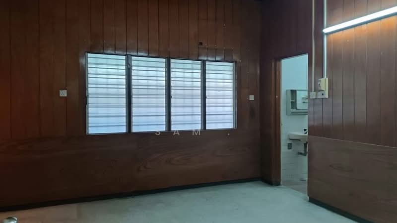 Semi-Detached House for Sale in Taman Ipoh Selatan (Ipoh) - Sam . - Interior - PropertyGuru.com.my