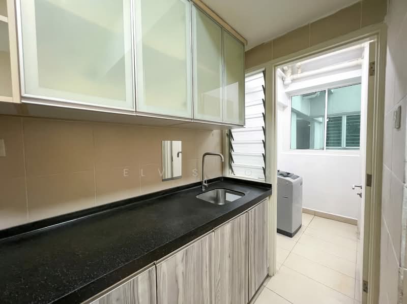 Servis Apartment untuk Dijual di Tiara Mutiara / The Crown - Elvis Kok - Kitchen - PropertyGuru.com.my