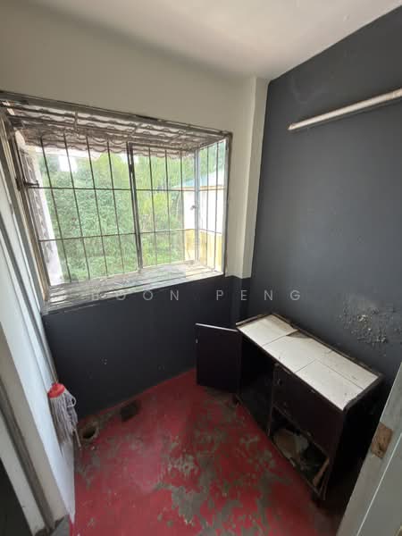 Flat for Rent at Pangsapuri Sri Meranti - Boon Peng - Balcony - PropertyGuru.com.my