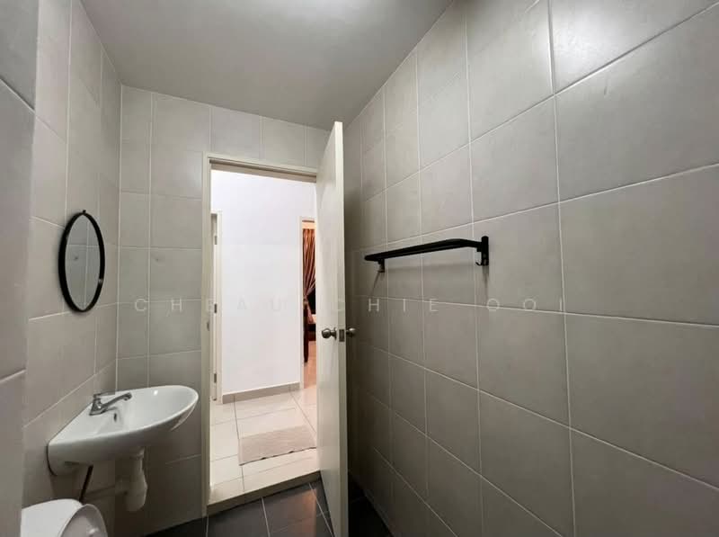 Townhouse for Rent in Bandar Cassia (Batu Kawan) - Cheau Chie Ooi - Bathroom - PropertyGuru.com.my