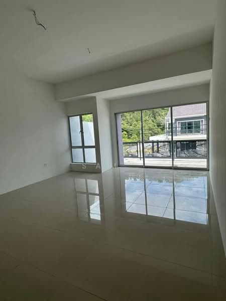 Rumah Teres 2 Tingkat untuk Dijual di Ipoh (Perak) - Sam . - Living Room - PropertyGuru.com.my
