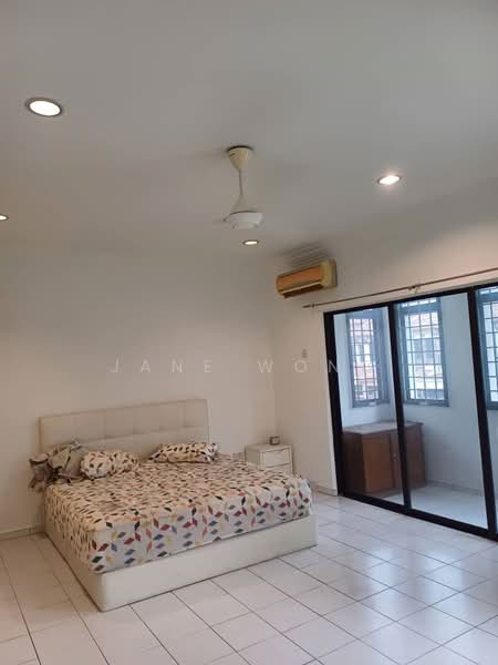 Rumah Teres untuk Disewa di Taman Bukit Subang (Shah Alam) - Jane Wong - Bedroom - PropertyGuru.com.my