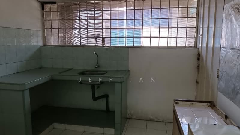 Rumah Kluster untuk Dijual di Taman Ipoh Selatan (Ipoh) - Jeff Tan - Kitchen - PropertyGuru.com.my
