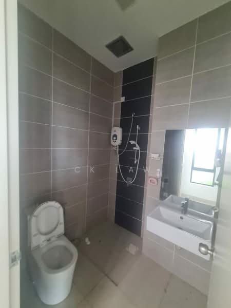 Rumah Kluster untuk Dijual di Eco Majestic (Semenyih) - CK Law - Bathroom - PropertyGuru.com.my
