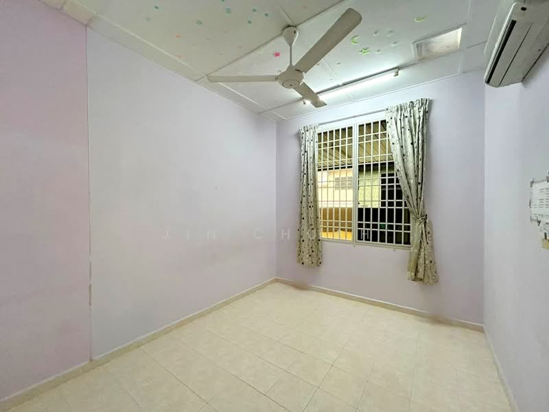 Semi-Detached House for Sale in Lunas (Kedah) - Jin Chuah - Bedroom - PropertyGuru.com.my
