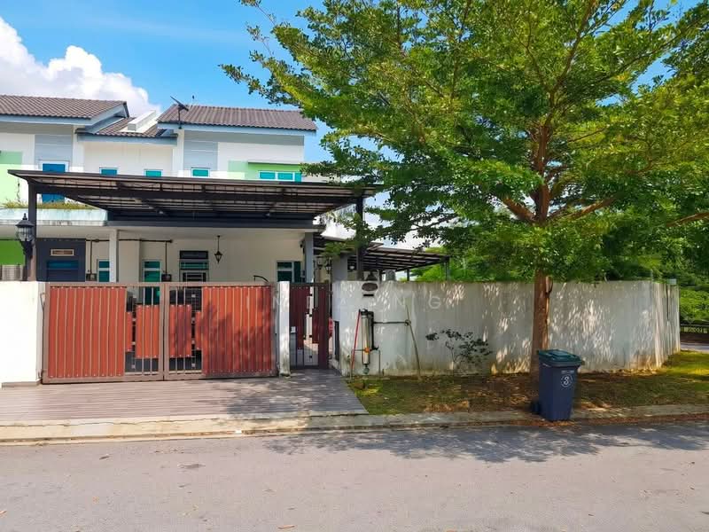 1.5-storey Terraced House for Sale in Gelang Patah (Johor) - Inez Ng - Exterior - PropertyGuru.com.my