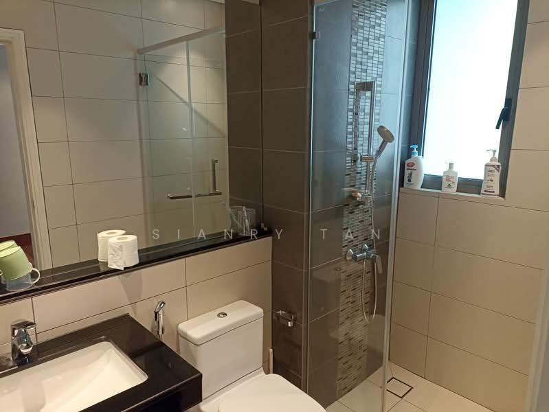 Condominium for Sale at KM1 East - Sianry Tan - Bathroom - PropertyGuru.com.my
