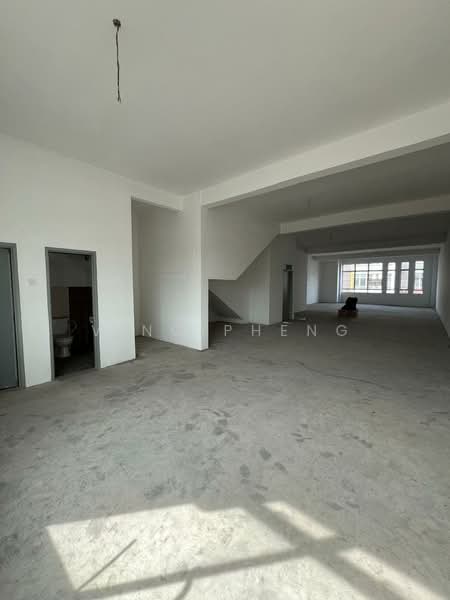 Shop / Office for Rent in Semabok (Melaka) - Vinc Pheng - Interior - PropertyGuru.com.my