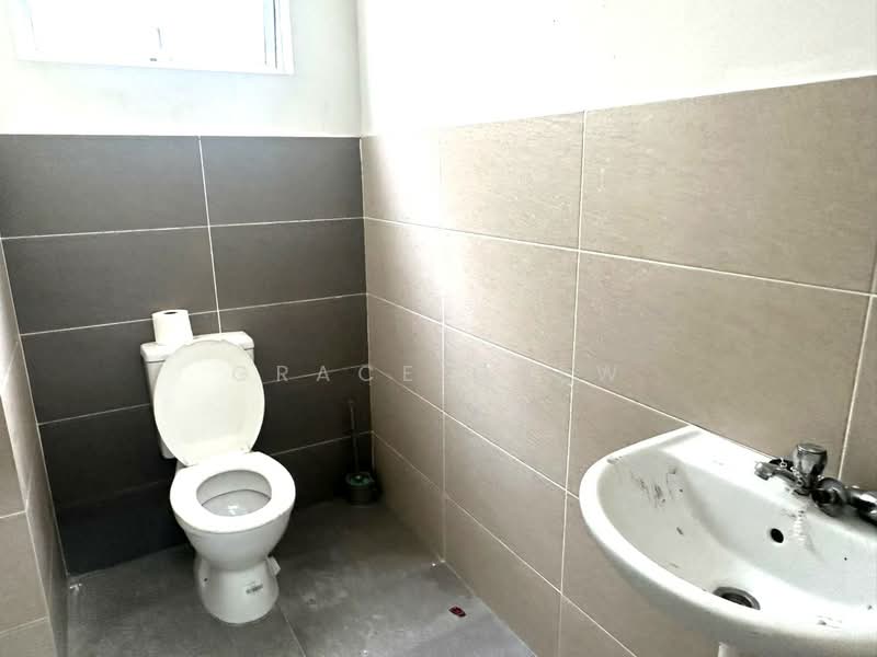 Shop for Rent in Iskandar Puteri (Nusajaya) (Johor) - Grace Chew - Bathroom - PropertyGuru.com.my