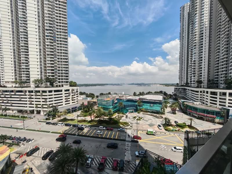 Condominium for Sale at Amberside @ Country Garden Danga Bay - Bill Toh - PropertyGuru.com.my