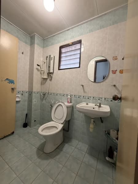 Terraced House for Rent in Sentul (Kuala Lumpur) - david lee - Bathroom - PropertyGuru.com.my