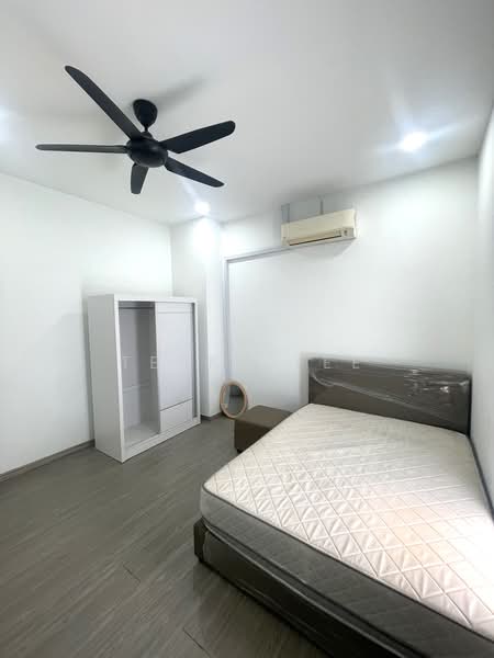Shop / Office for Rent in Seri Kembangan (Selangor) - Terry Yee - Bedroom - PropertyGuru.com.my