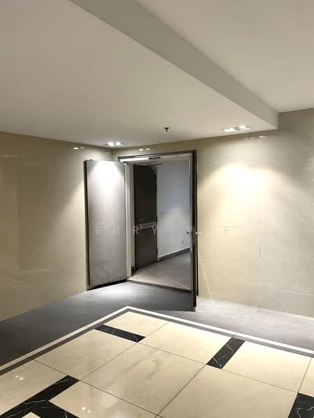 Shop / Office for Rent in Seri Kembangan (Selangor) - Terry Yee - Corridor - PropertyGuru.com.my
