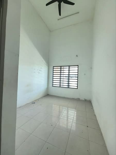 1-storey Terraced House for Sale in Bandar Lahat Baru (Lahat) - Sam . - Interior - PropertyGuru.com.my