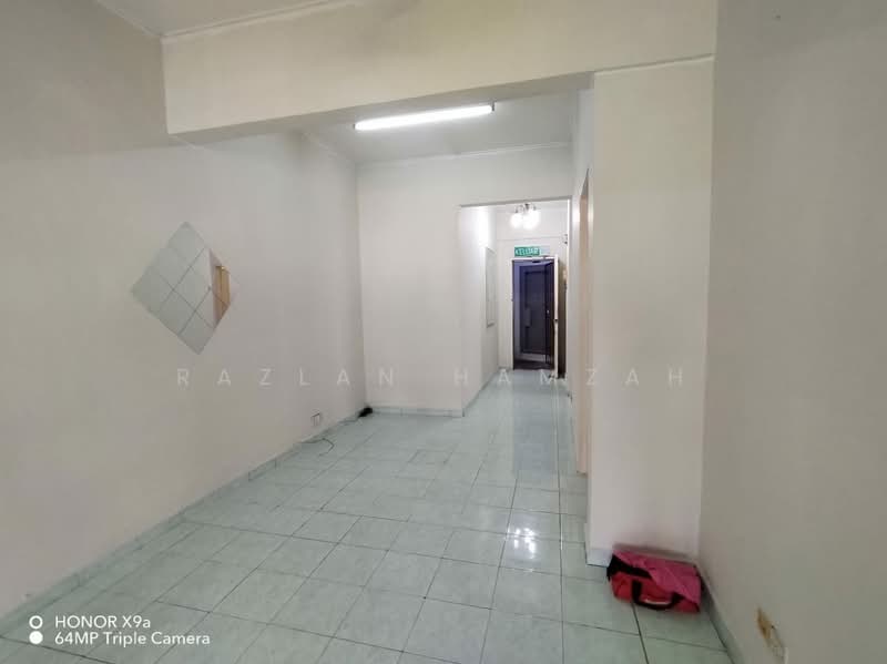 Apartment for Sale at Taman Mastiara - Razlan Hamzah - Interior - PropertyGuru.com.my