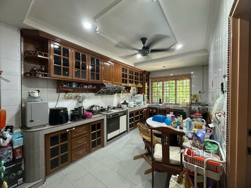 2-storey Terraced House for Sale in Kawasan 3, Taman Desawan (Klang) - Daniel Kok - Kitchen - PropertyGuru.com.my
