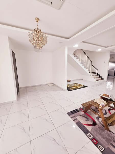 Rumah Teres 2 Tingkat untuk Dijual di Bukit Banyan (Sungai Petani) - Azura Ghani - Living Room - PropertyGuru.com.my