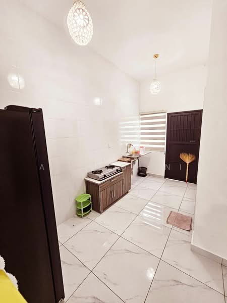 Rumah Teres 2 Tingkat untuk Dijual di Bukit Banyan (Sungai Petani) - Azura Ghani - Kitchen - PropertyGuru.com.my