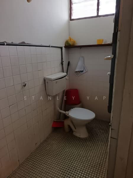 Pangsapuri untuk Dijual di Taman Cheras Permai - Stanley Yap - Bathroom - PropertyGuru.com.my