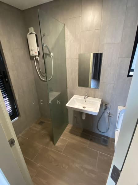 Service Residence for Sale at Geo Bukit Rimau - Jean Yeoh - PropertyGuru.com.my
