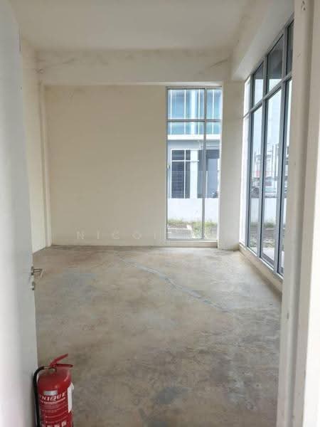 Gudang untuk Dijual di Bukit Tambun (Simpang Ampat) - Nicol Tan - Interior - PropertyGuru.com.my