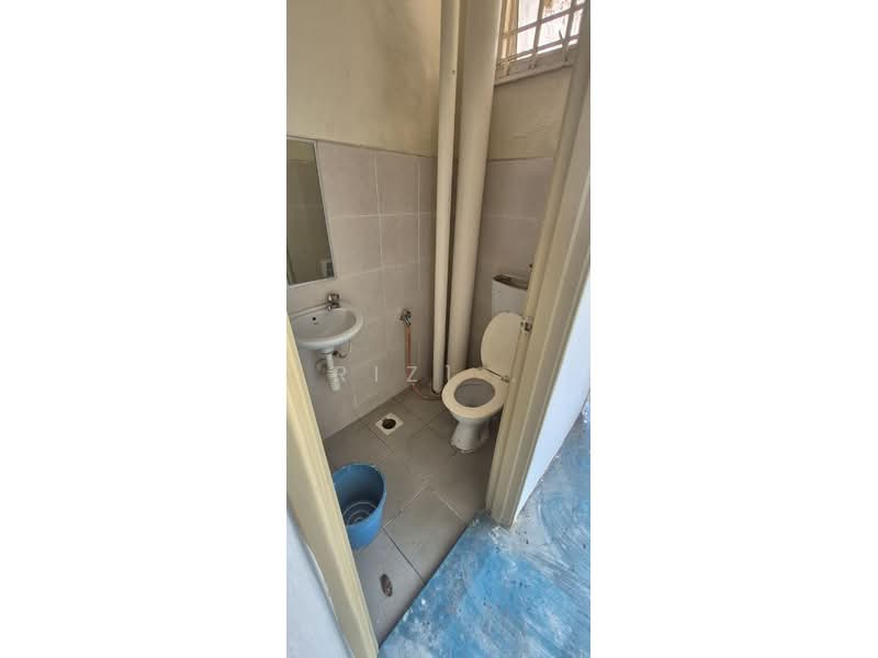Shop / Office for Rent in Taman Shamelin Perkasa (Cheras) - RIZ1 . - Bathroom - PropertyGuru.com.my