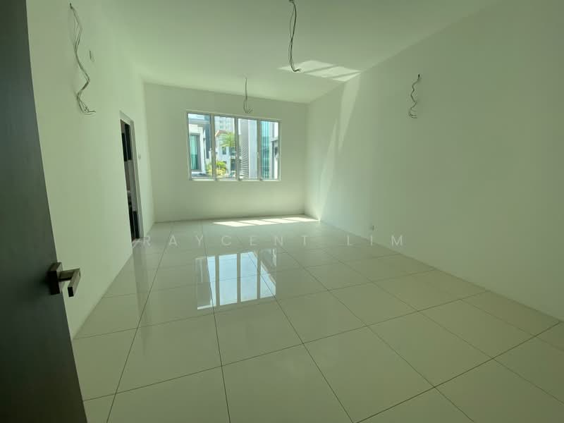 Semi-Detached House for Sale in Taman Naluri Emas (Seberang Jaya) - Raycent Lim - PropertyGuru.com.my