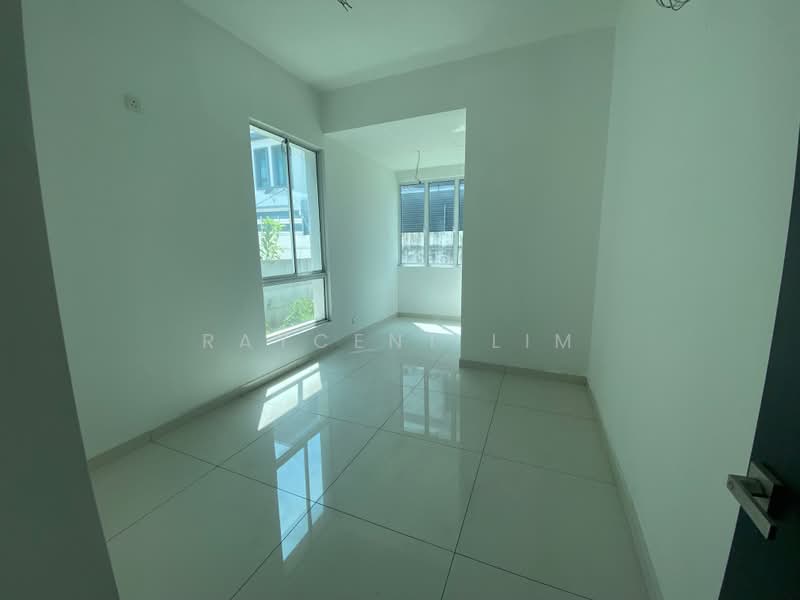 Semi-Detached House for Sale in Taman Naluri Emas (Seberang Jaya) - Raycent Lim - PropertyGuru.com.my