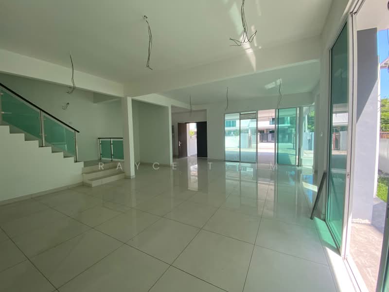 Semi-Detached House for Sale in Taman Naluri Emas (Seberang Jaya) - Raycent Lim - PropertyGuru.com.my