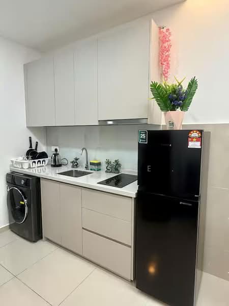 Service Residence for Rent at 3 Elements - Evanslee . - Kitchen - PropertyGuru.com.my